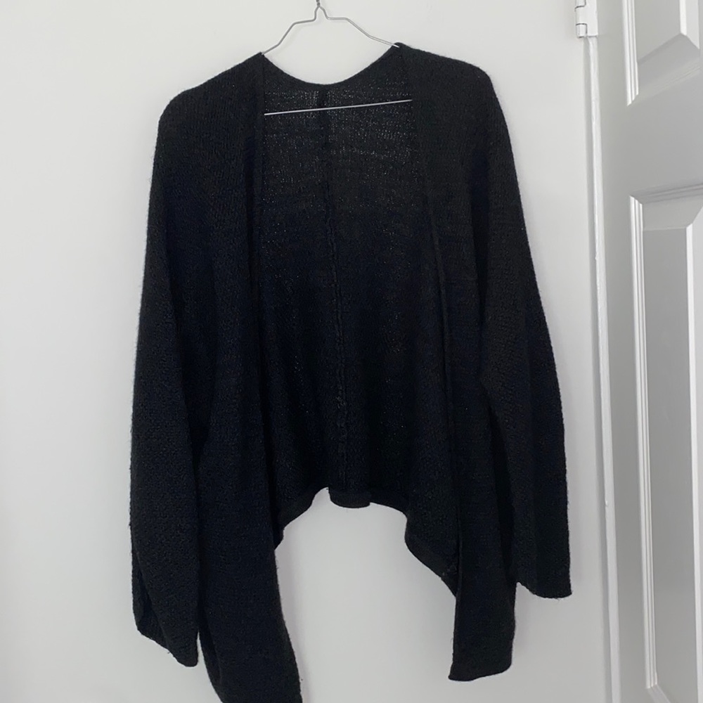 Brandy Melville knit cardigan ⚡️SEND BEST OFFER⚡️
